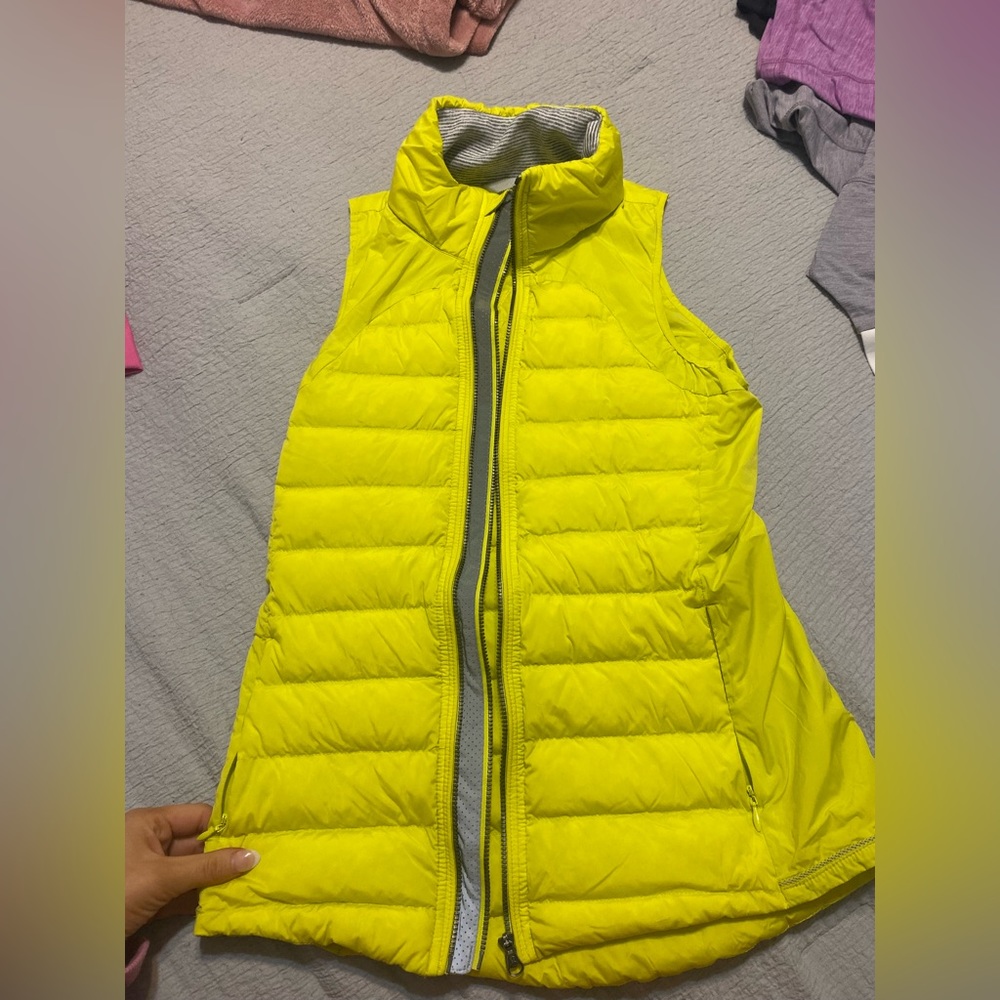 Lululemon puffer vest